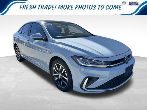 Alpine Grey 2025 Volkswagen Jetta 1.5T SE