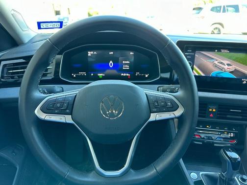 Alpine Grey 2025 Volkswagen Jetta 1.5T SE