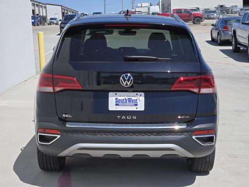 2024 Volkswagen Taos 1.5T SEL