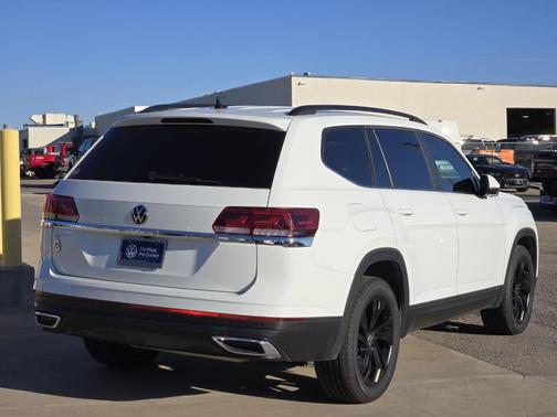 2023 Volkswagen Atlas 2.0T SE w/Technology