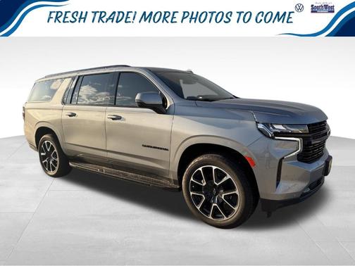 2023 Chevrolet Suburban RST