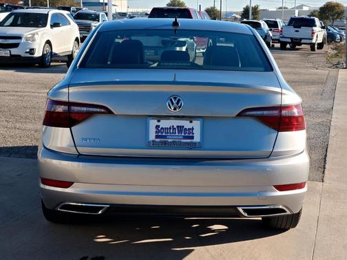 2020 Volkswagen Jetta 1.4T R-Line