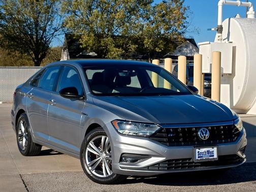 2020 Volkswagen Jetta 1.4T R-Line