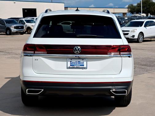2025 Volkswagen Atlas 2.0T SE