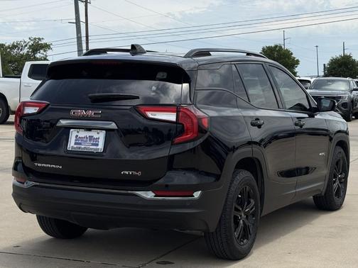 Ebony Twilight Metallic 2024 GMC Terrain AT4