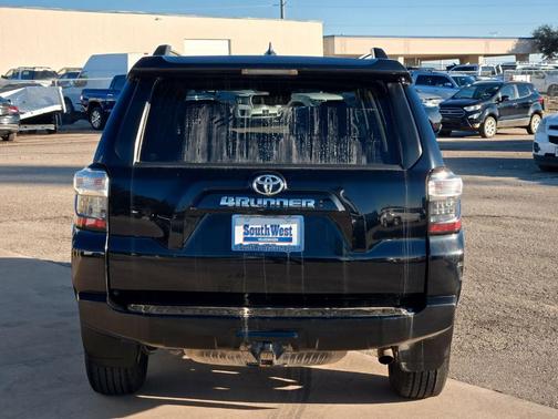 2020 Toyota 4Runner SR5