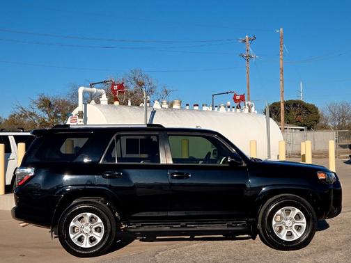 2020 Toyota 4Runner SR5