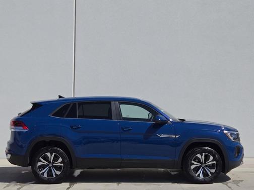 2025 Volkswagen Atlas Cross Sport 2.0T SE