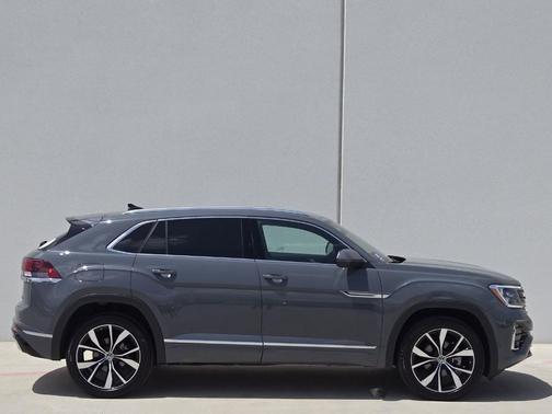 2025 Volkswagen Atlas Cross Sport 2.0T SEL Premium R-Line
