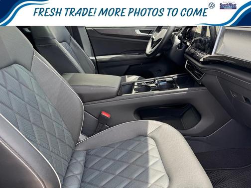 2025 Volkswagen Atlas Cross Sport 2.0T SEL Premium R-Line