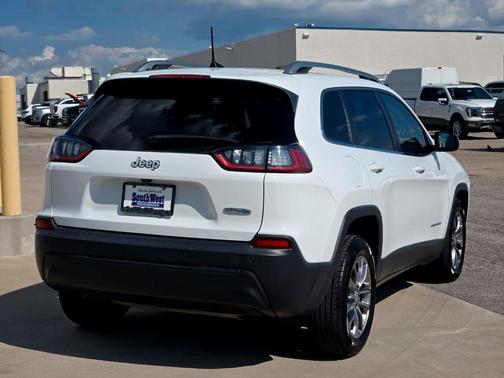 2021 Jeep Cherokee Latitude Plus