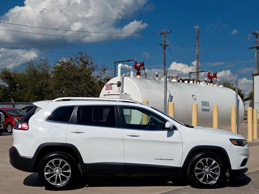 2021 Jeep Cherokee Latitude Plus