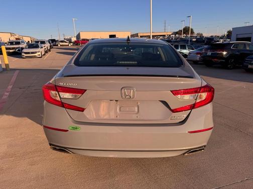 2022 Honda Accord Sport SE