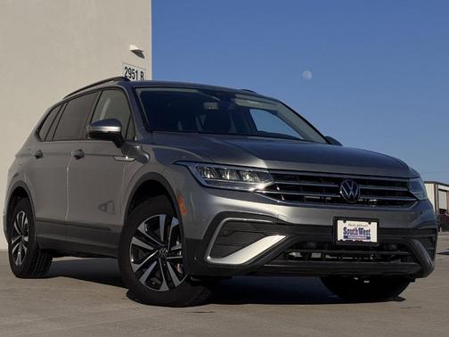 Pyrite Silver Metallic 2024 Volkswagen Tiguan 2.0T S