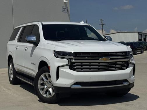 Summit White 2023 Chevrolet Suburban Premier
