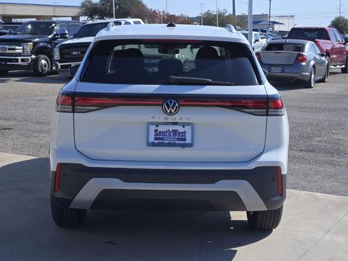 2026 Volkswagen Tiguan 2.0T S