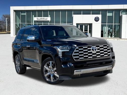 2023 Toyota Sequoia 