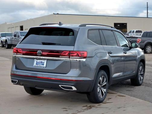 2025 Volkswagen Atlas 2.0T SE
