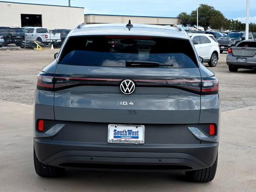 2025 Volkswagen ID.4 Pro