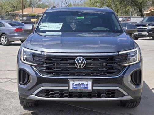 2025 Volkswagen Atlas Cross Sport 2.0T SEL