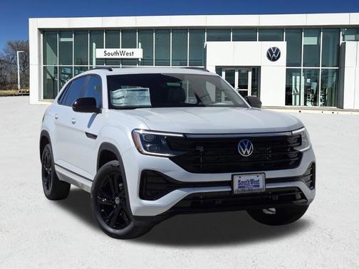 2025 Volkswagen Atlas Cross Sport 2.0T SEL R-Line Black