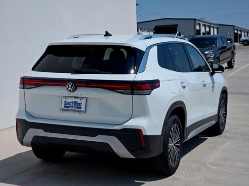 2025 Volkswagen Tiguan 2.0T S