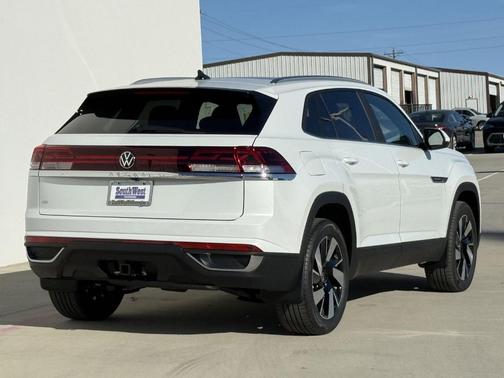 2026 Volkswagen Atlas Cross Sport 2.0T SE