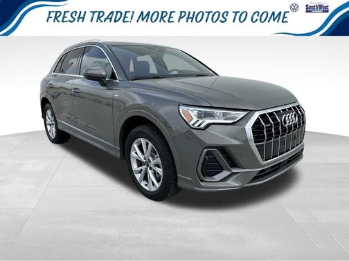 Chronos Gray Metallic 2022 Audi Q3 45 S line Premium