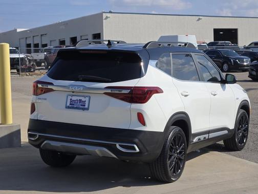 2023 Kia Seltos Nightfall