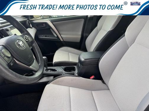2018 Toyota RAV4 Hybrid LE