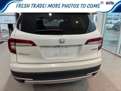 2022 Honda Pilot Touring 7-Passenger