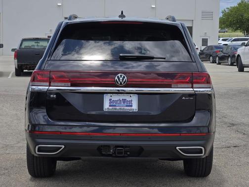 2025 Volkswagen Atlas 2.0T SE
