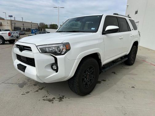2023 Toyota 4Runner SR5