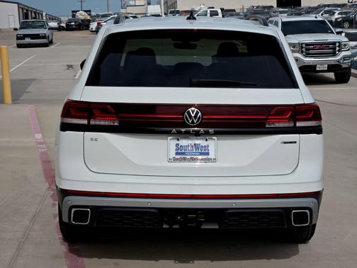 2025 Volkswagen Atlas 2.0T Peak Edition