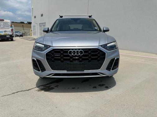 Florett Silver Metallic 2022 Audi Q5 45 S line quattro Premium