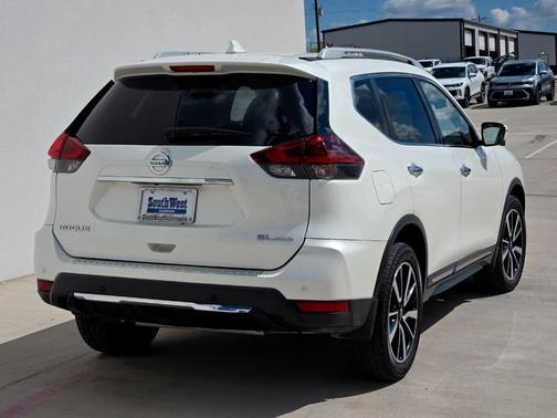 2020 Nissan Rogue SL