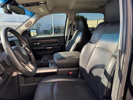 2015 RAM 1500 Laramie