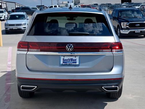 2026 Volkswagen Atlas 2.0T SE