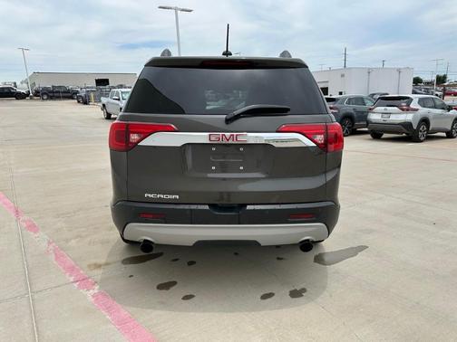 Smokey Quartz Metallic 2019 GMC Acadia SLT-1