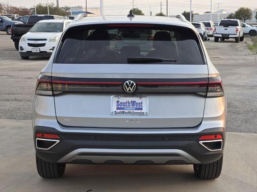 2026 Volkswagen Taos 1.5T SE