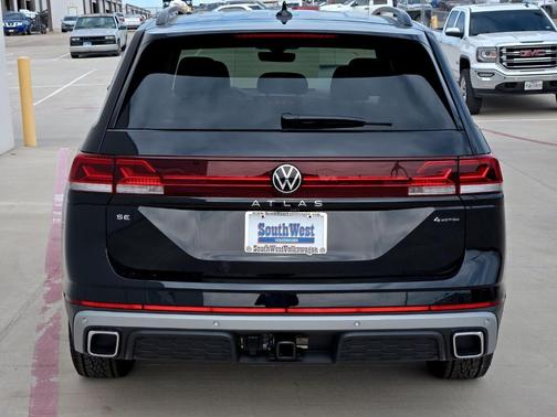 2025 Volkswagen Atlas 2.0T Peak Edition