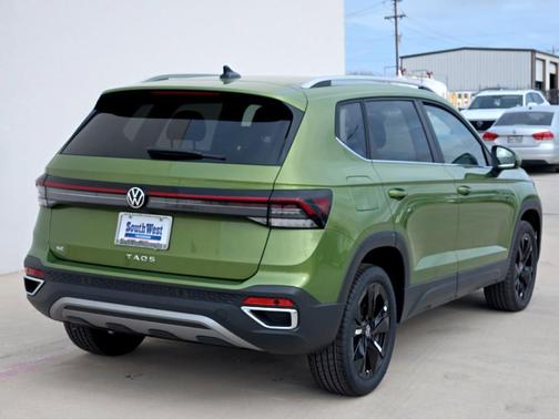 2026 Volkswagen Taos 1.5T SE
