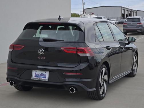 2025 Volkswagen Golf GTI 2.0T S