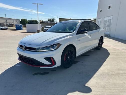 Pure White W/Black Roof 2025 Volkswagen Jetta GLI 2.0T Autobahn