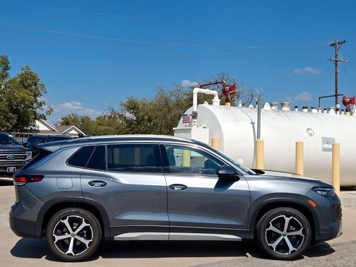 2025 Volkswagen Tiguan 2.0T SE
