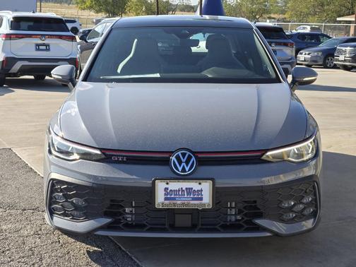 2025 Volkswagen Golf GTI 2.0T SE