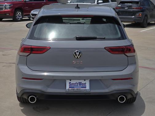 2025 Volkswagen Golf GTI 2.0T SE