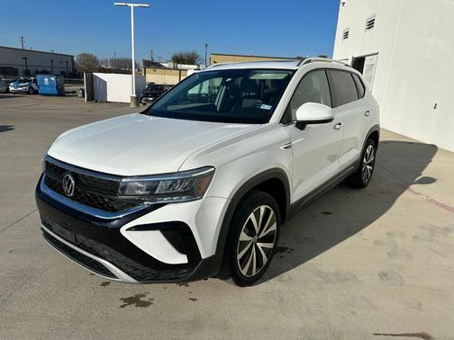 2022 Volkswagen Taos 1.5T SE