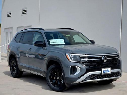 2025 Volkswagen Atlas 2.0T Peak Edition