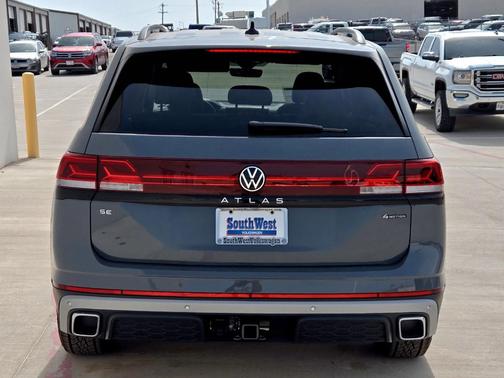 2025 Volkswagen Atlas 2.0T Peak Edition